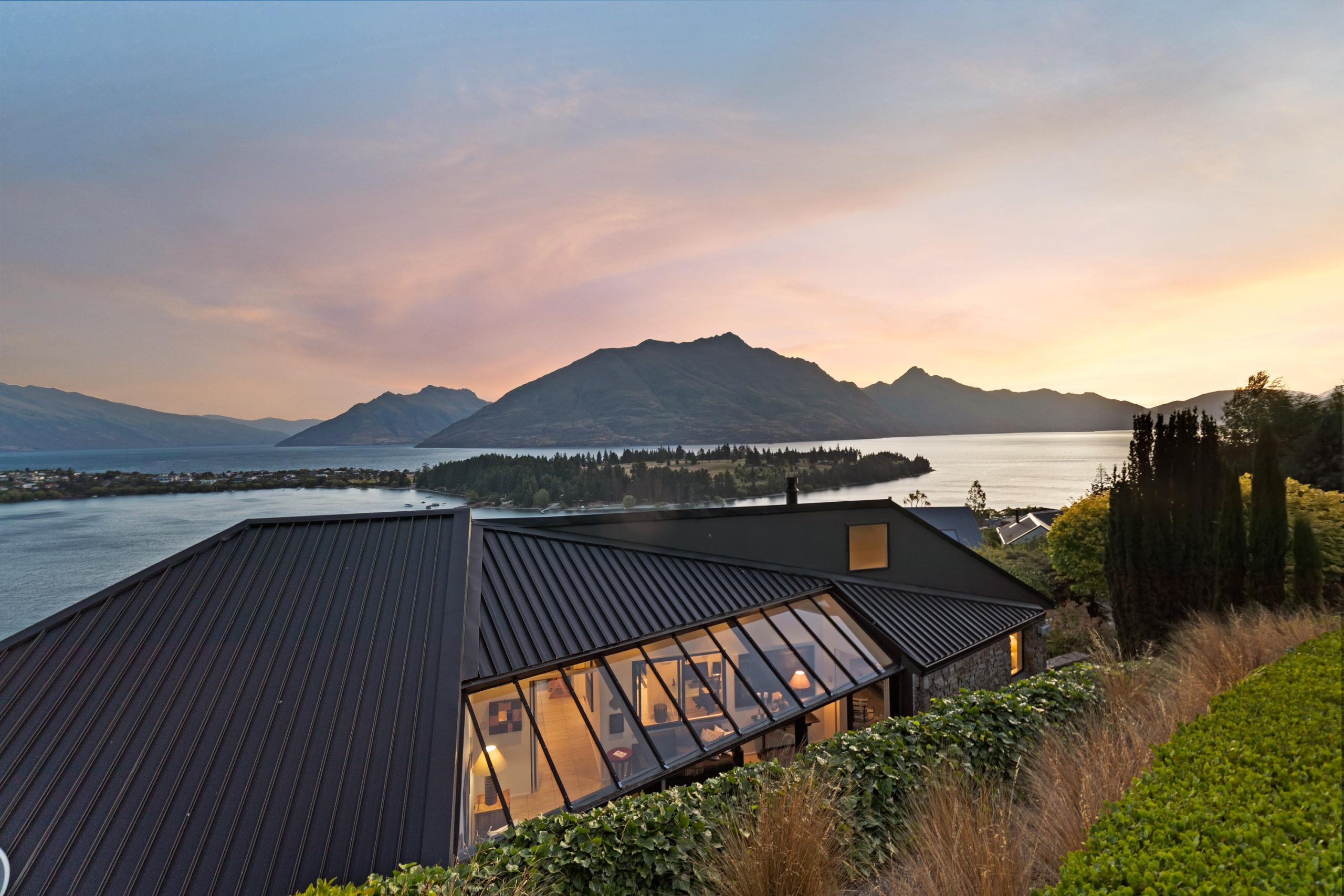 QueenstownLakes continues to hold its own In the Luxury property