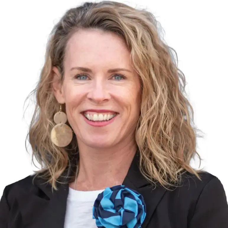 Sarah Mizzi Geraldine Sales Consultant Harcourts Geraldine