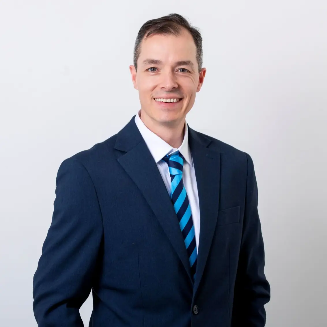 Robin Prees Robin Pretorius - Real Estate Agent in Queenstown | Harcourts Queenstown