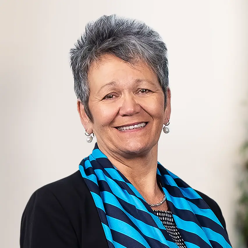 Lorraine Rankin Licensed Real Estate Consultant Harcourts Levin